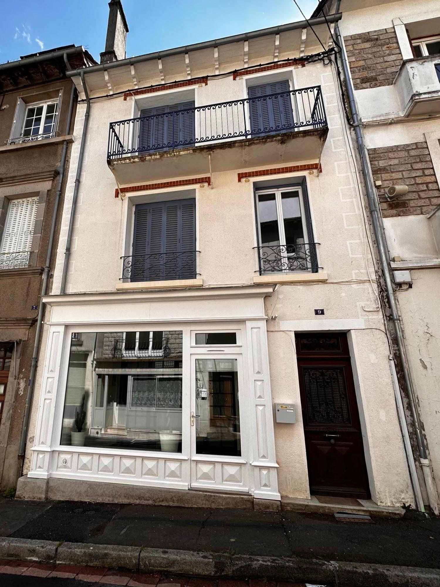 Belle Maison De Ville Au Coeur Du Village De Montagne Vic-sur-Cère エクステリア 写真